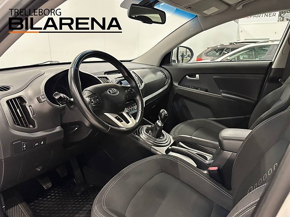 Kia Sportage 10 of 23
