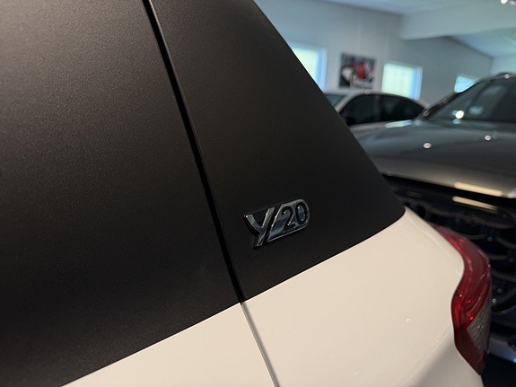 Toyota Yaris 20 of 28