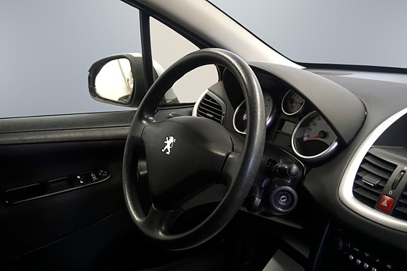 Peugeot 207 8 of 11
