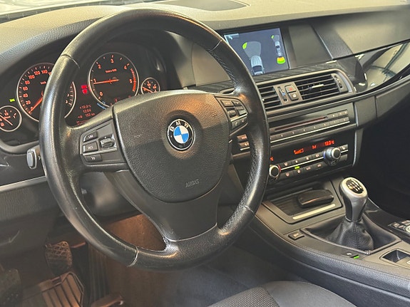 BMW 520d 12 of 14