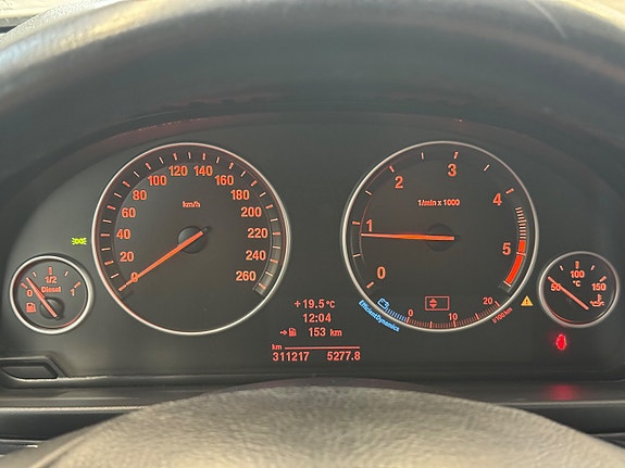 BMW 520d 14 of 14