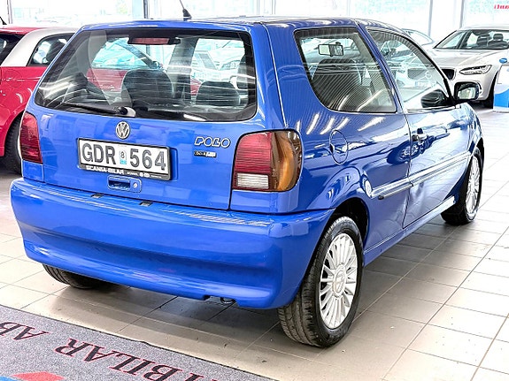Volkswagen Polo 15 of 15