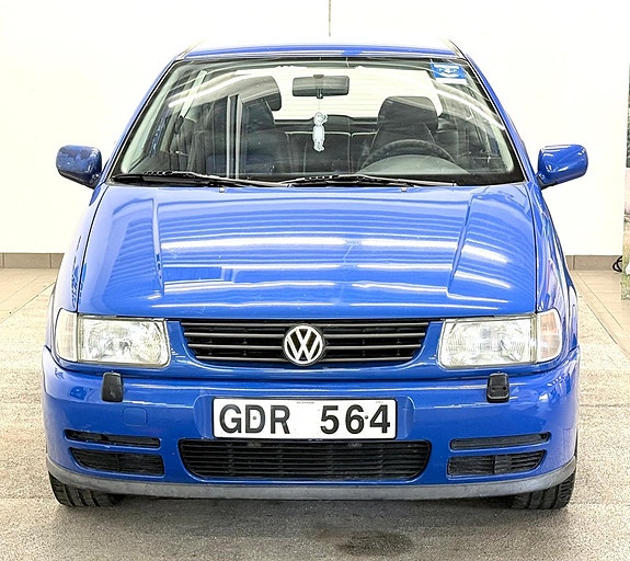 Volkswagen Polo 3 of 15