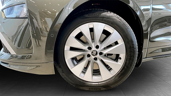 Skoda Enyaq 6 of 18