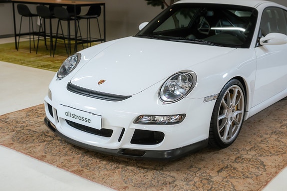 Porsche 911 3 of 5