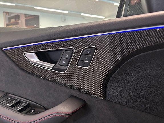 Audi Q8 20 of 21