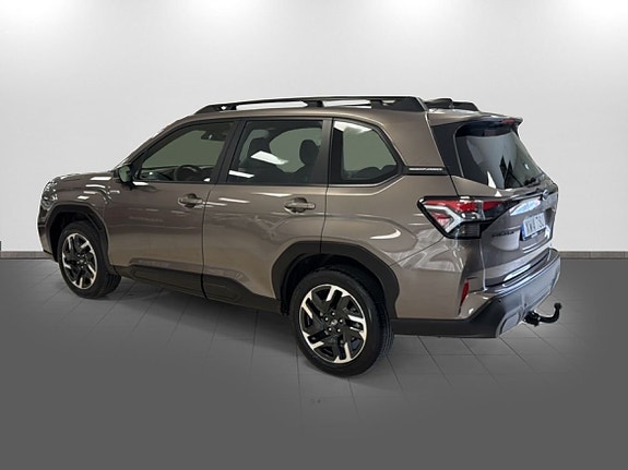 Subaru Forester 4 of 5
