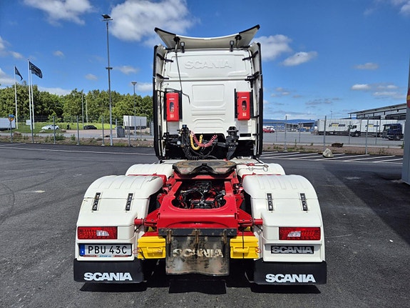 Scania R450 A6x2NB 11 of 12