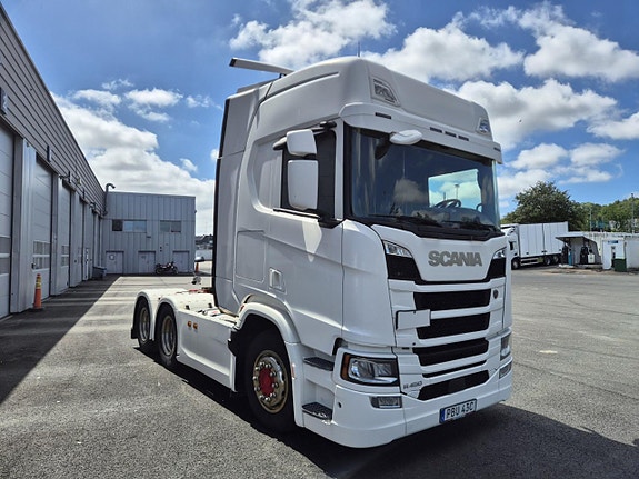 Scania R450 A6x2NB 2 of 12