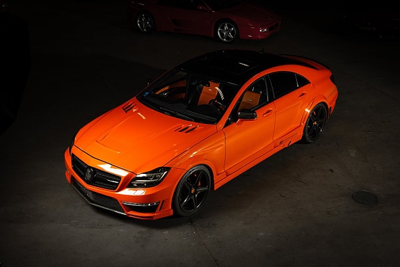 Mercedes-Benz CLS63 3 of 5