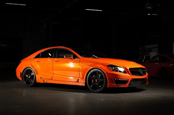 Mercedes-Benz CLS63 8 of 30