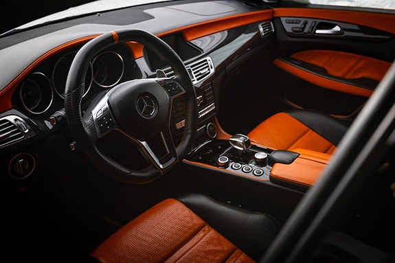 Mercedes-Benz CLS63 15 of 30