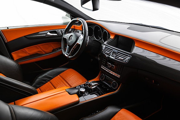 Mercedes-Benz CLS63 17 of 30