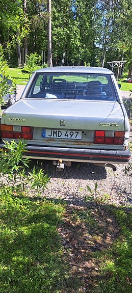 Volvo 740 4 of 5