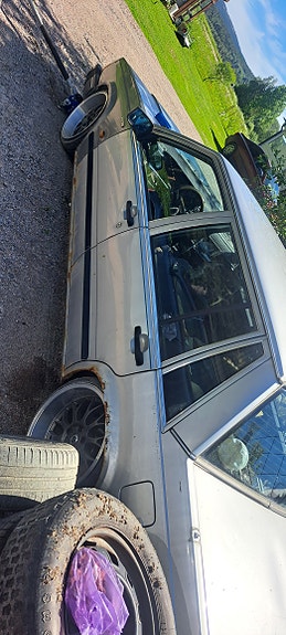 Volvo 740 3 of 5