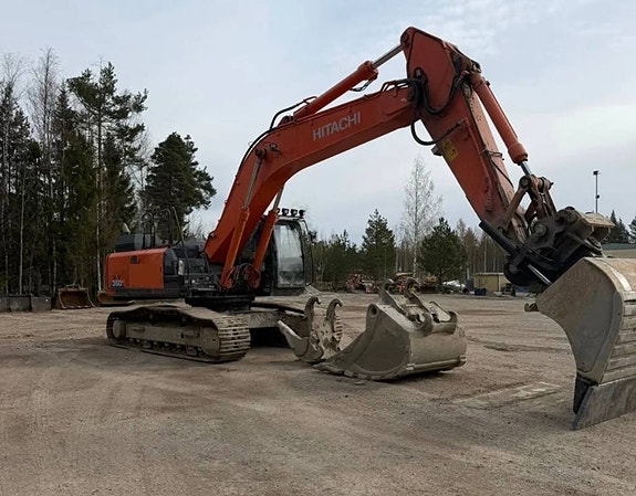 Hitachi zx350 LC 3 of 8