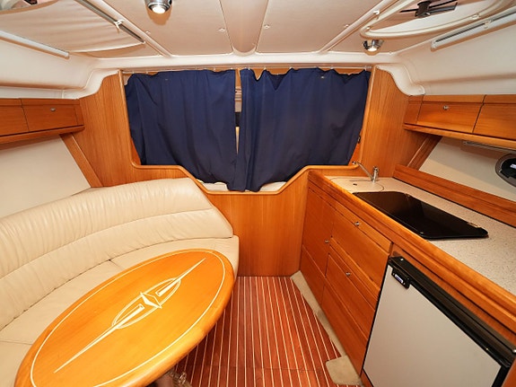 Bavaria 32 Sport 14 of 22