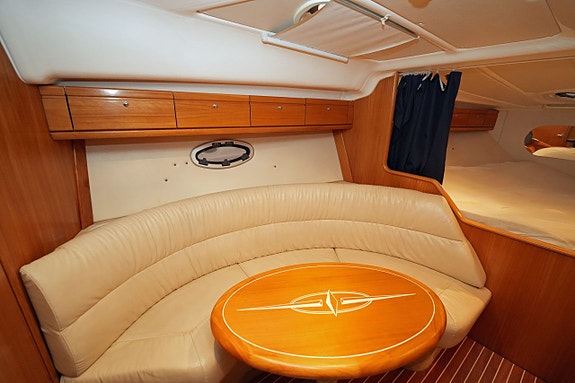 Bavaria 32 Sport 12 of 22