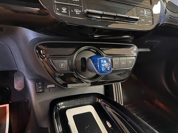 Toyota Prius 20 of 26