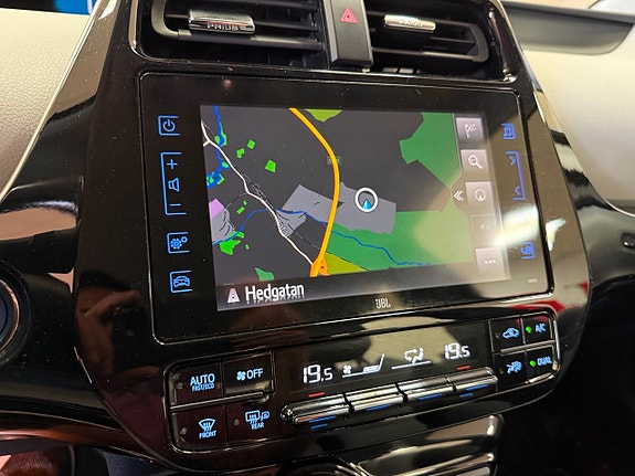 Toyota Prius 23 of 26