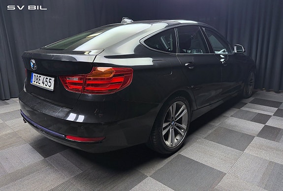 BMW 320d 4 of 30