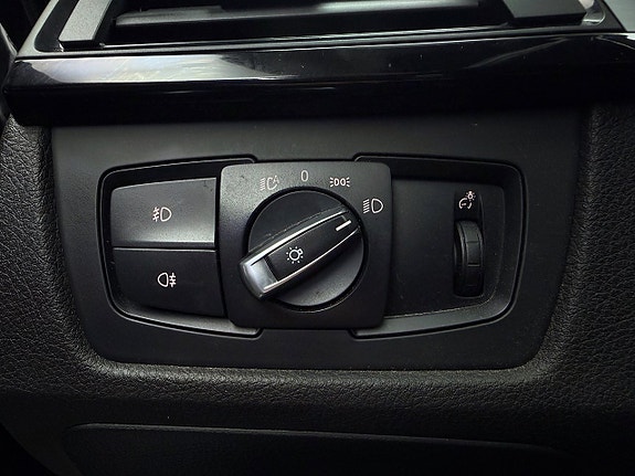 BMW 320d 15 of 30