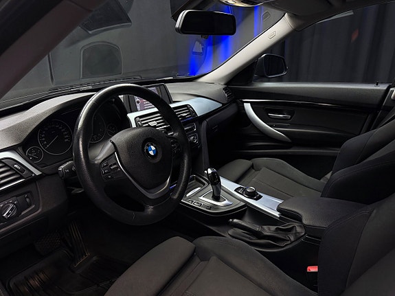 BMW 320d 9 of 30