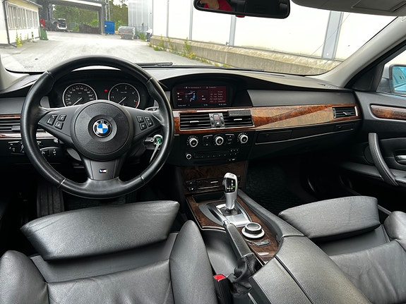 BMW 530xd 10 of 14