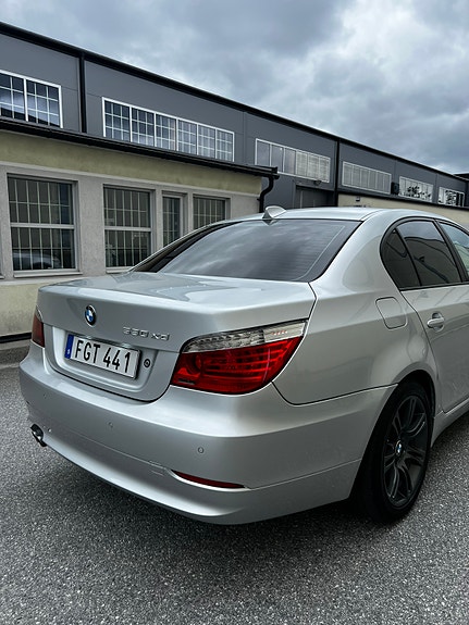 BMW 530xd 6 of 14