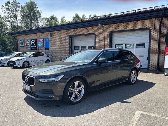 Volvo V90 8 of 30