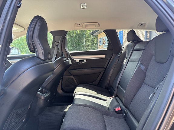 Volvo V90 15 of 30