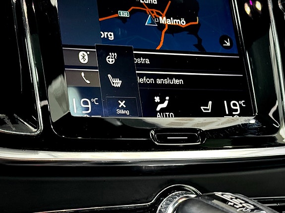 Volvo V60 Cross Country 15 of 23