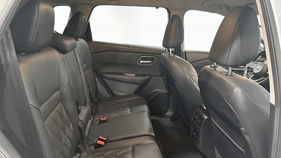 Nissan X-Trail 5 of 5
