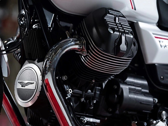 Moto Guzzi V7 Special 5 of 5