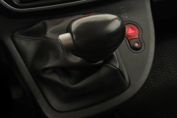 Renault Kangoo Maxi 22 of 24