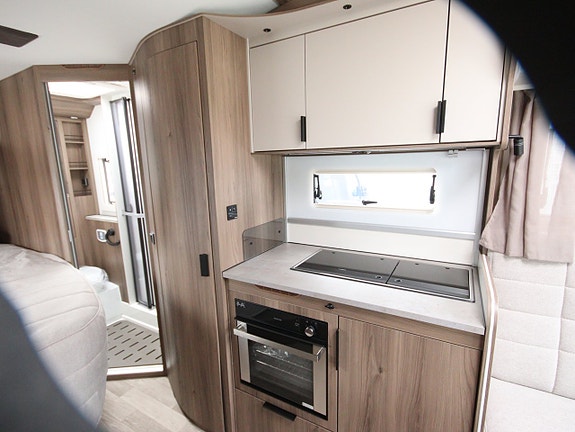 Mercedes-Benz Travel Master Novum C720 LXL (Prime Comfort, Heavy,170 hk) 9 of 19