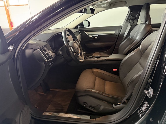 Volvo V90 16 of 21