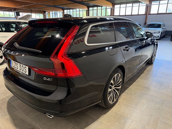 Volvo V90 7 of 21