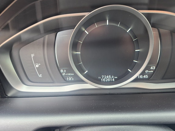 Volvo XC60 5 of 5