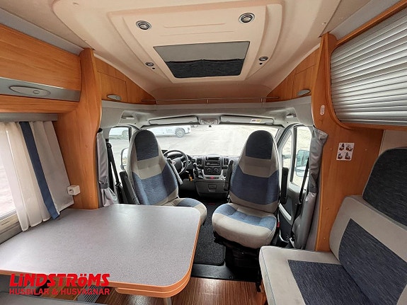 Adria Coral 690 Queenbed RÄNTA 4,95% 10 of 26