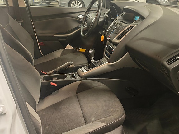 Ford Focus 8 of 9