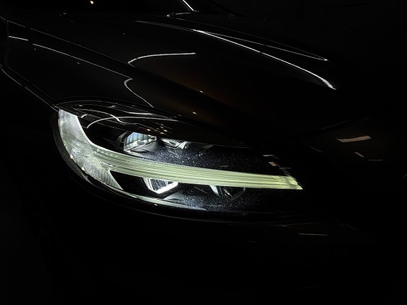 Volvo V40 23 of 23