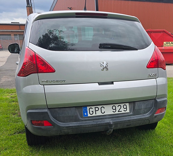 Peugeot 3008 4 of 5