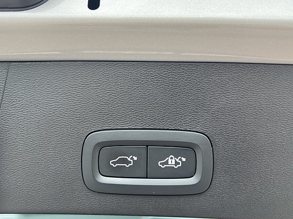 Volvo XC40 22 of 23