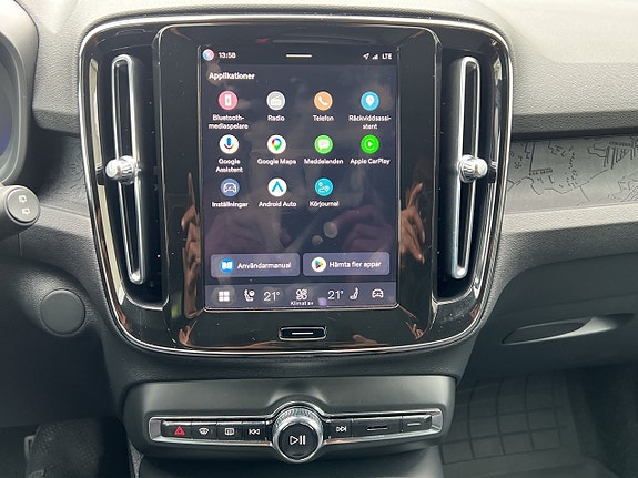 Volvo XC40 15 of 23