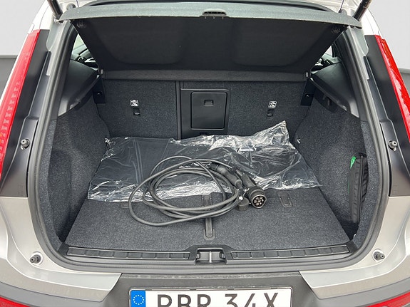 Volvo XC40 21 of 23