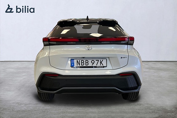 Toyota C-HR 5 of 5