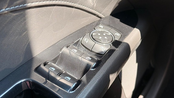 Ford Mondeo 29 of 30