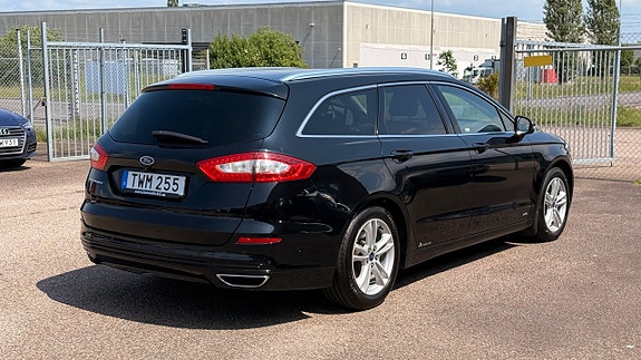Ford Mondeo 4 of 5