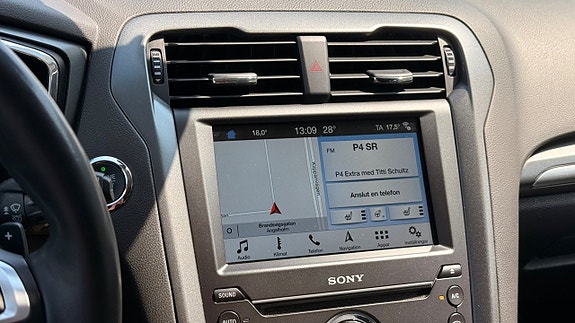 Ford Mondeo 19 of 30